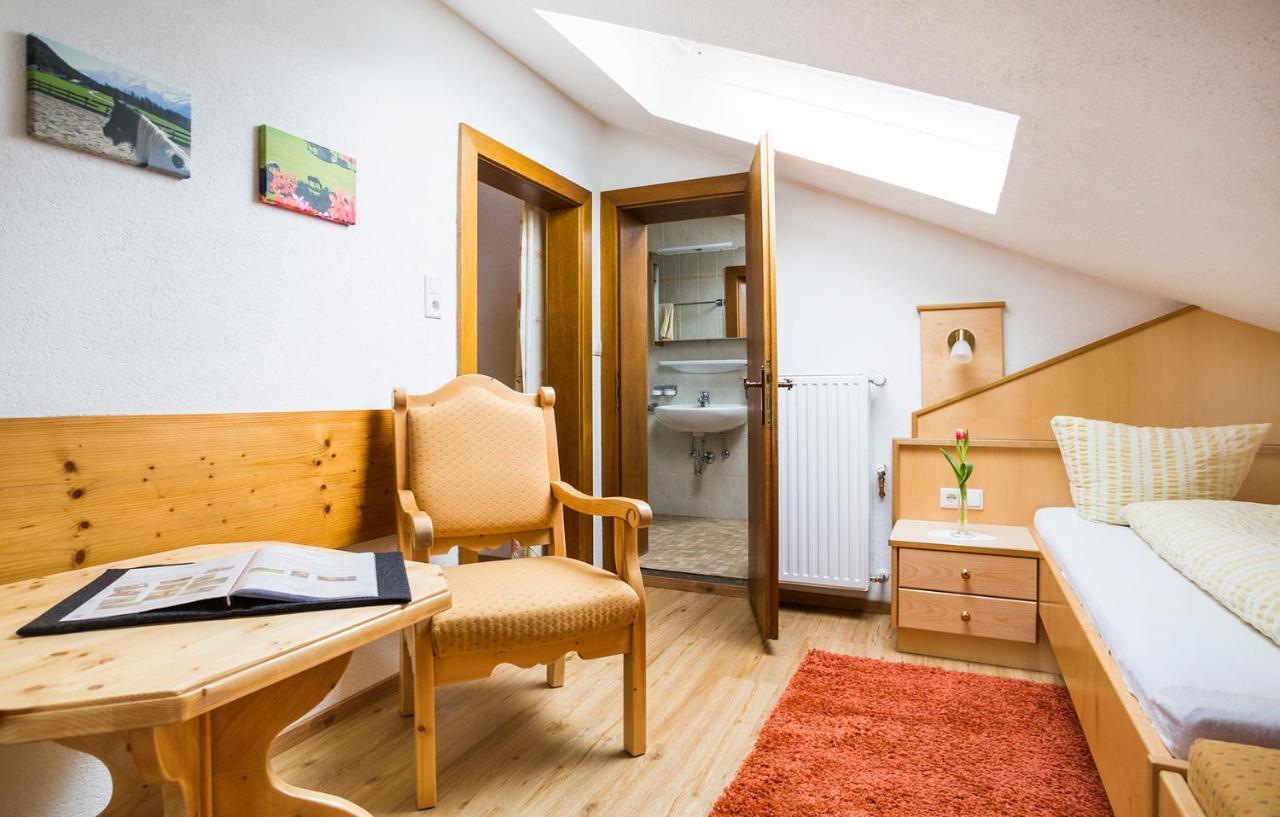 Gaestehaus Fitsch Obsteig Exterior foto